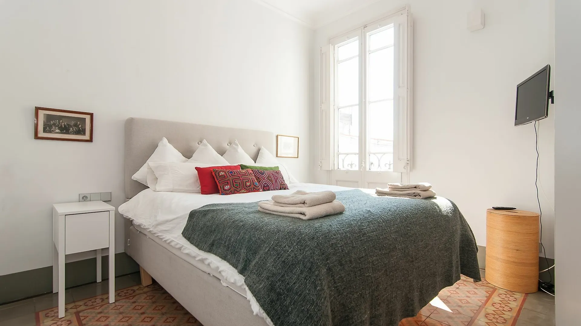 Montaber Apartment - Diagonal Barcelona Spain